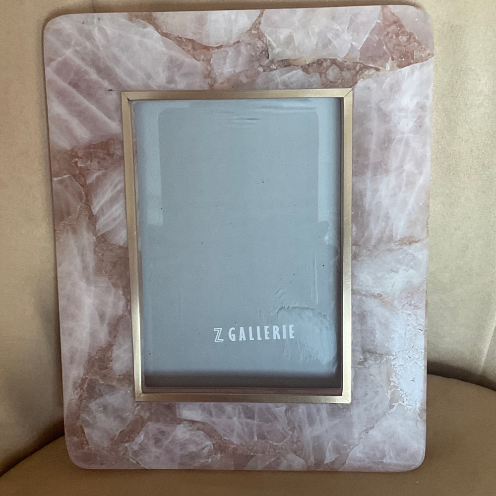 NEW ROSE QUARTZ PICTURE FRAME 5” X 7” PHOTO gorgeous z gallerie